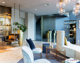 Hotel the Den